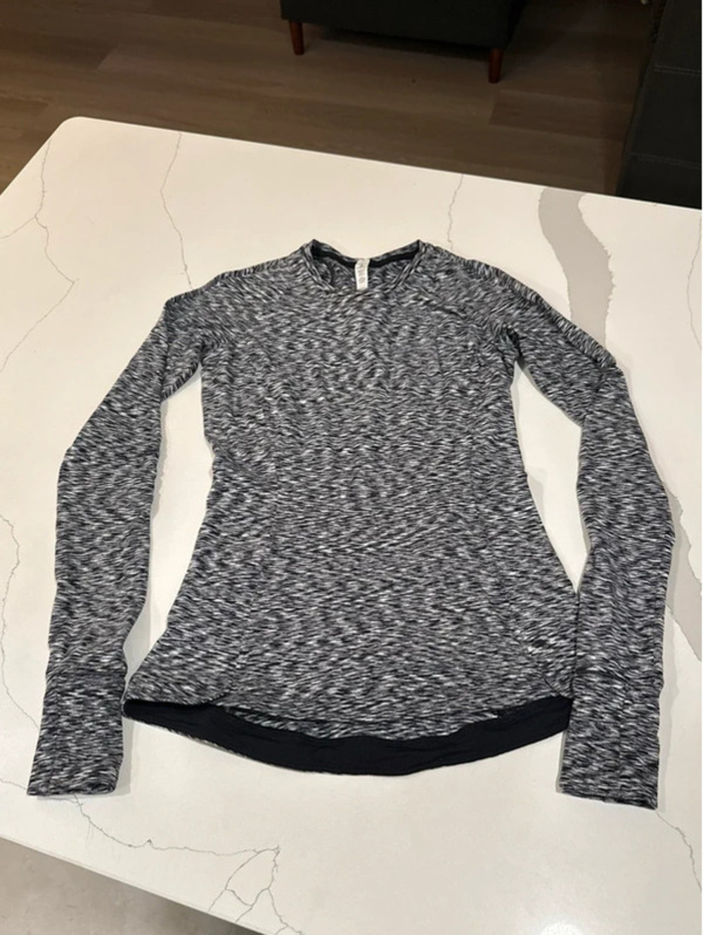 Lululemon Runderful long-sleeve running top | Size 4